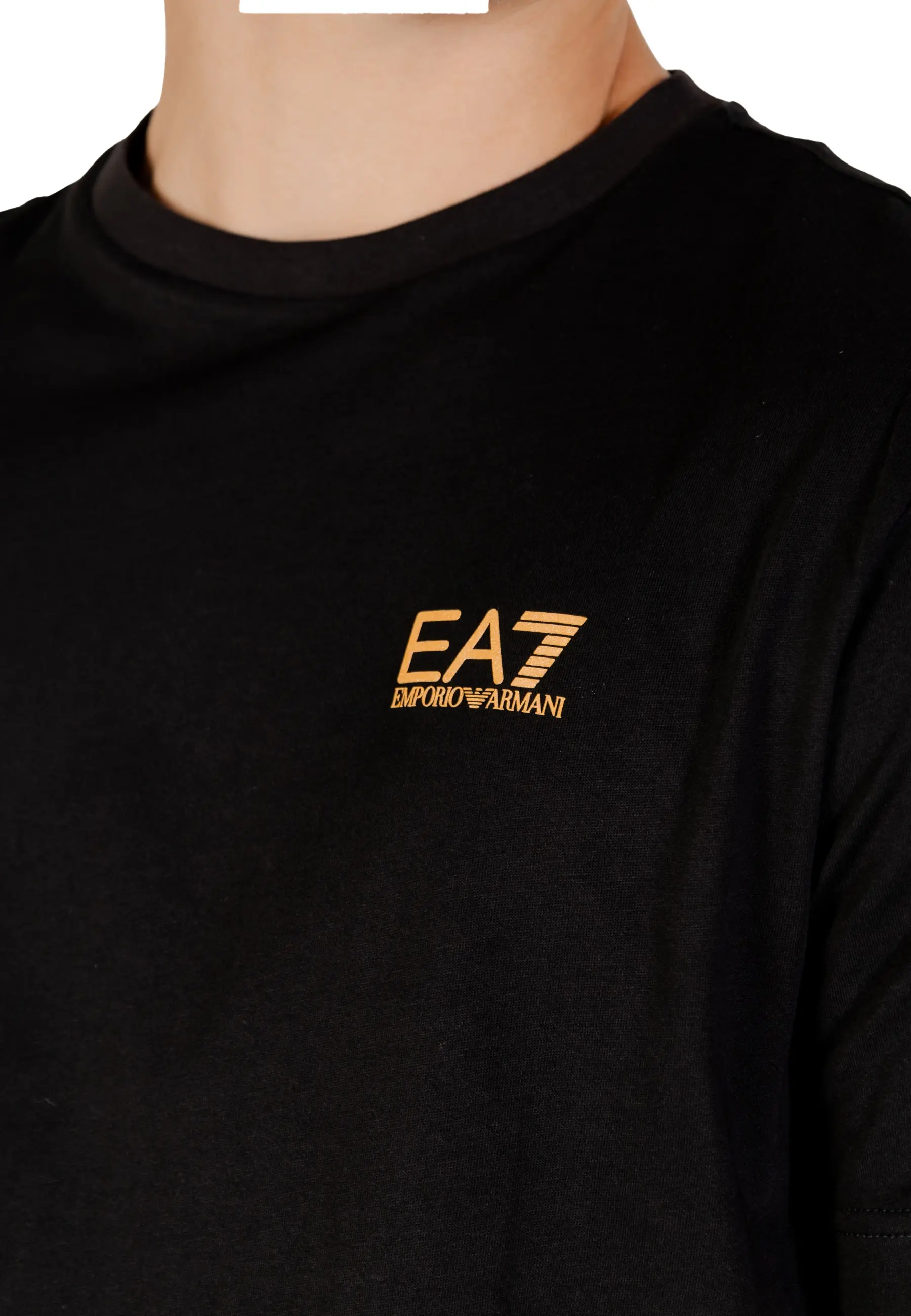 EA7 T-shirt