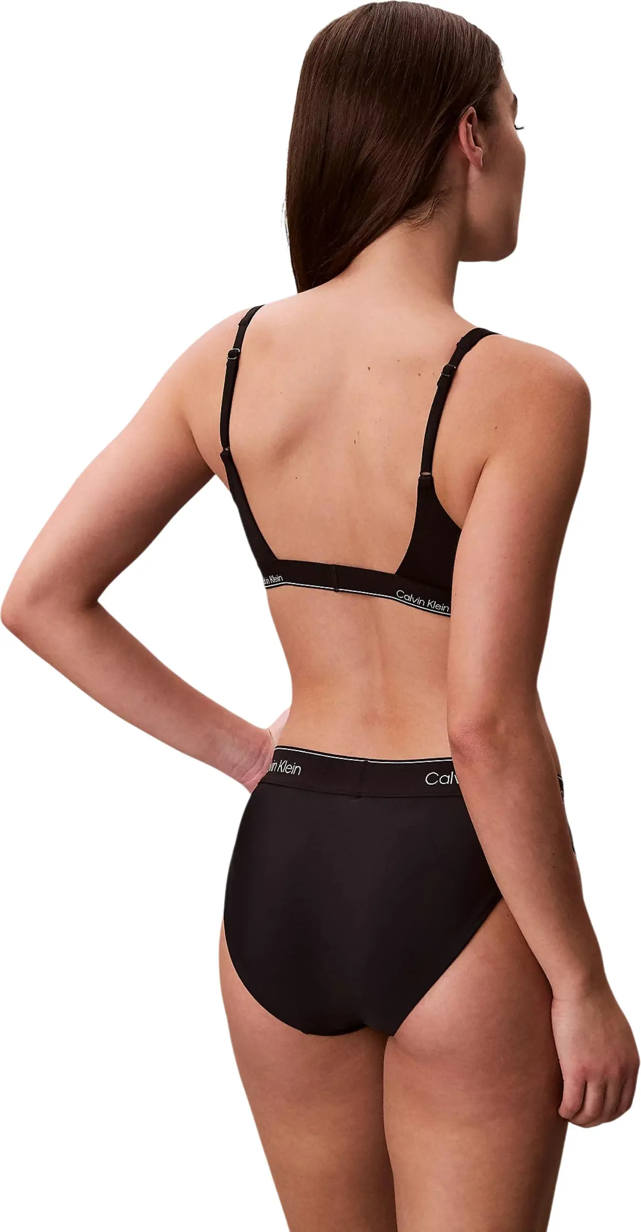 Calvin Klein Jeans plyaj kiyimlari