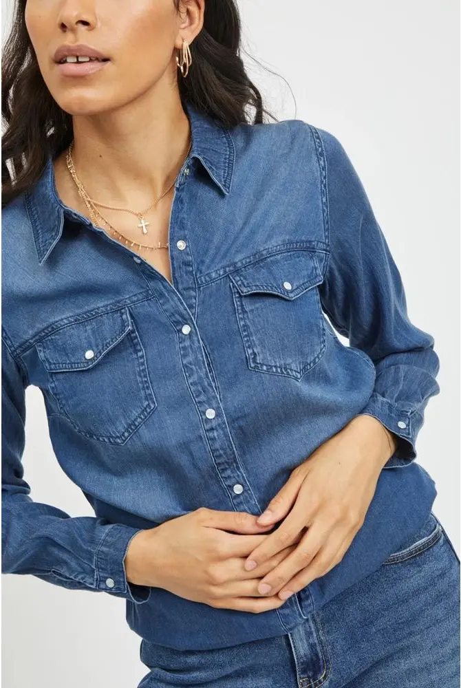 Vila Clothes dan Bluzkasi