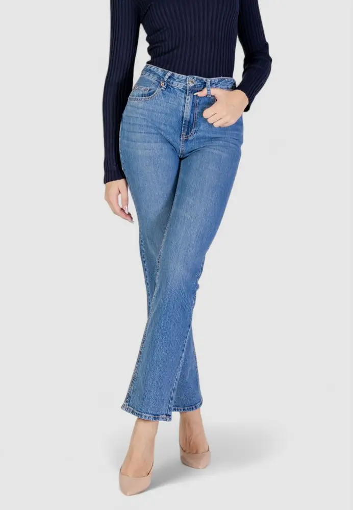 Vero Moda Yengil Moviy Jinslar Paxta Mom