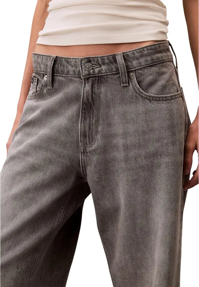 Calvin Klein Jeans jinlari