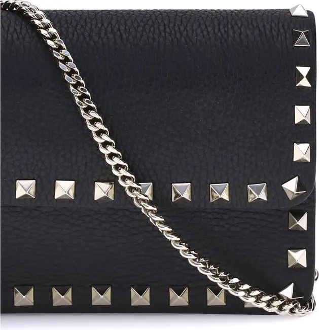 Valentino Garavani Rockstud sumkasi