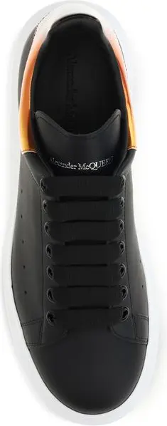 Alexander McQueen krossovkasi