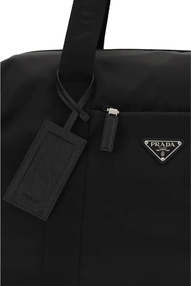 Prada sumkasi