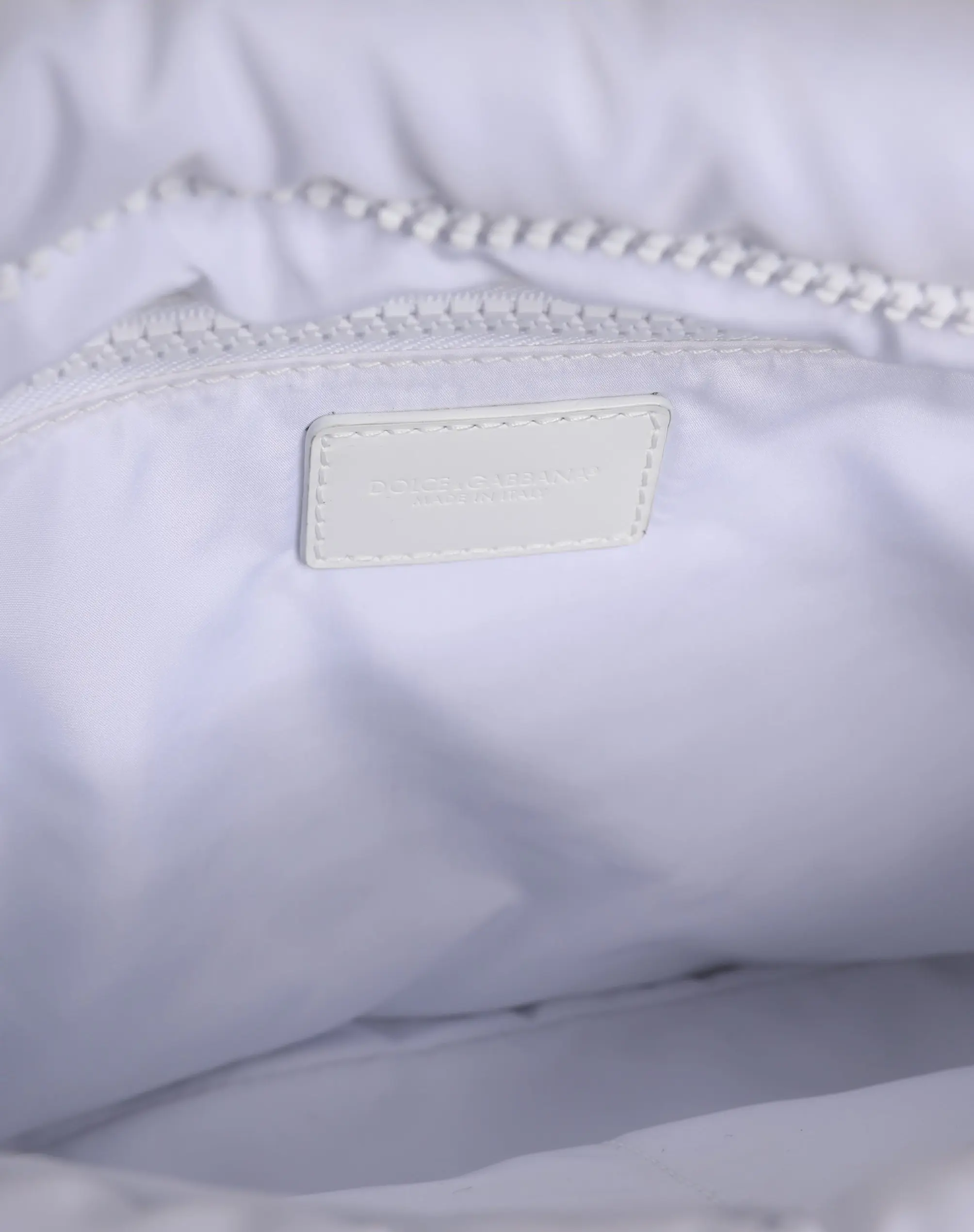 Elka sumkasi Dolce & Gabbana Oq logotipli Tikilgan Elka sumkasi