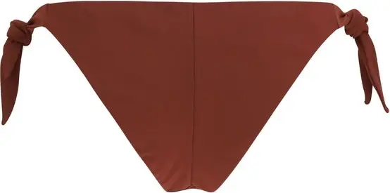 Brunello Cucinelli suzuvchi shortiklari