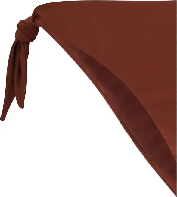 Brunello Cucinelli suzuvchi shortiklari