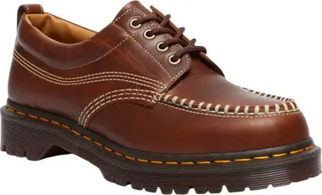 Oxfords va Derbies Dr. Martens
