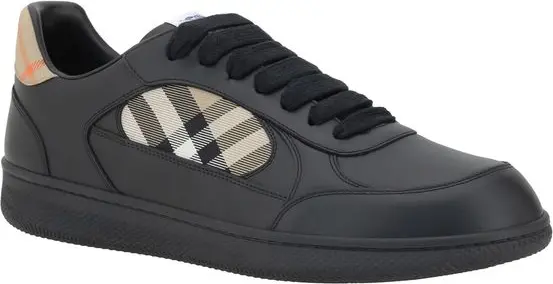 Кроссовки Burberry из черной телячьей кожи Bos Taurus с низким профилем
