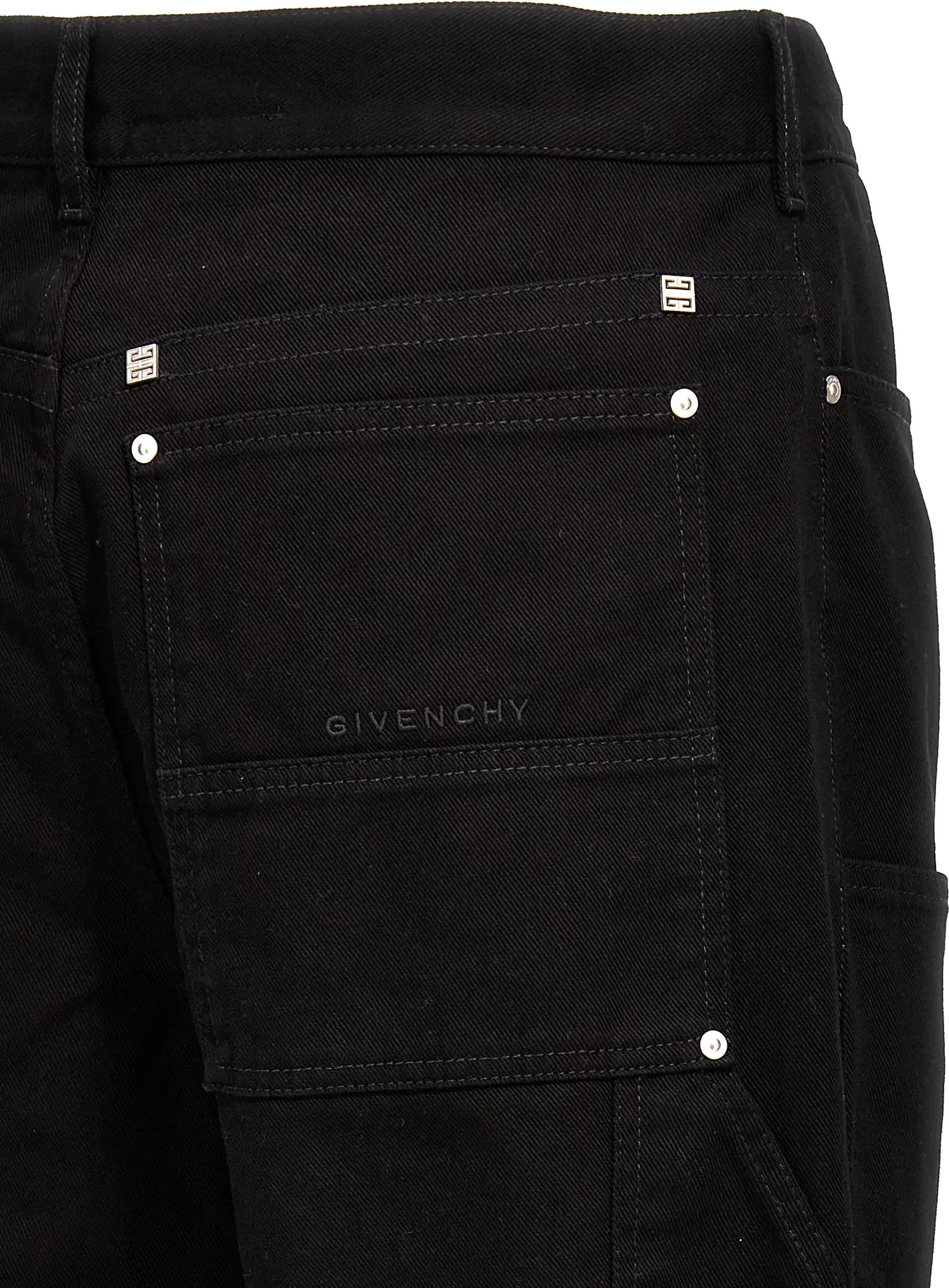 Jinsi Givenchy