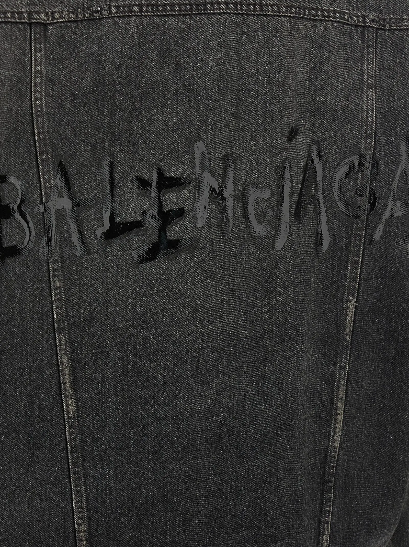 Balenciaga paxtadan tikilgan джинси куртка