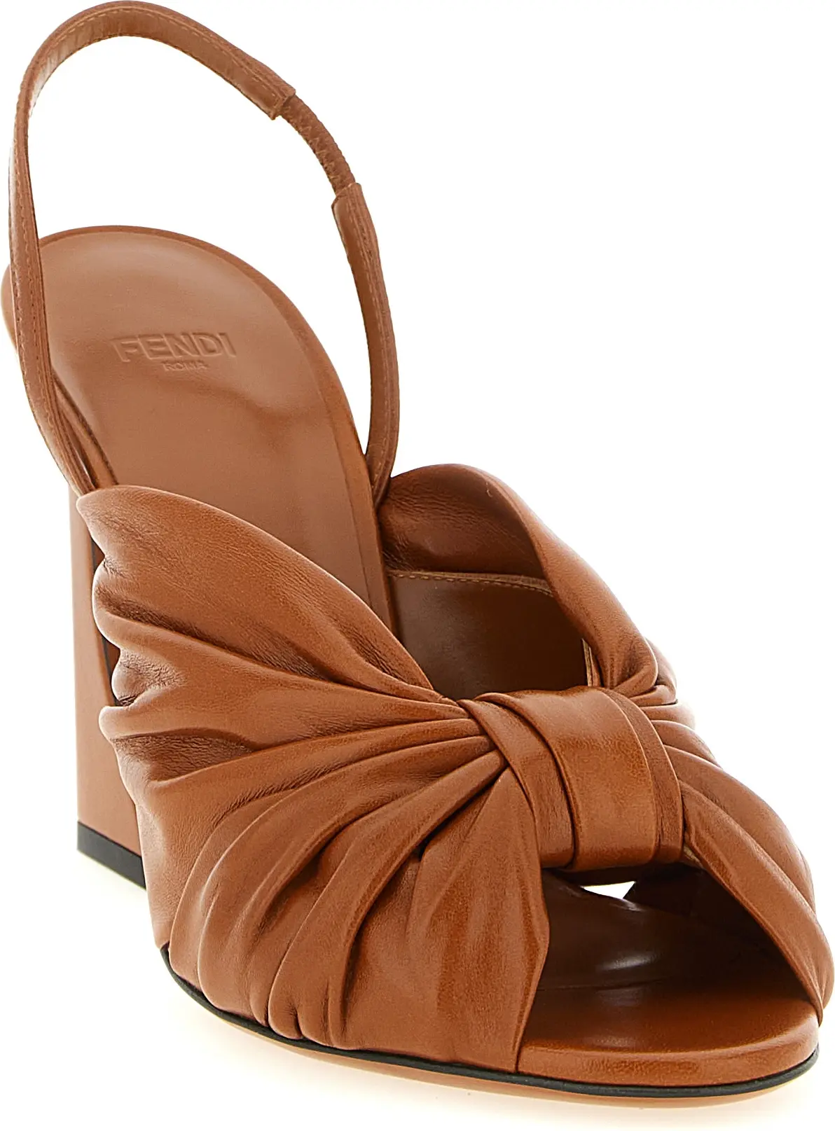 Oyoq kiyimlari Fendi