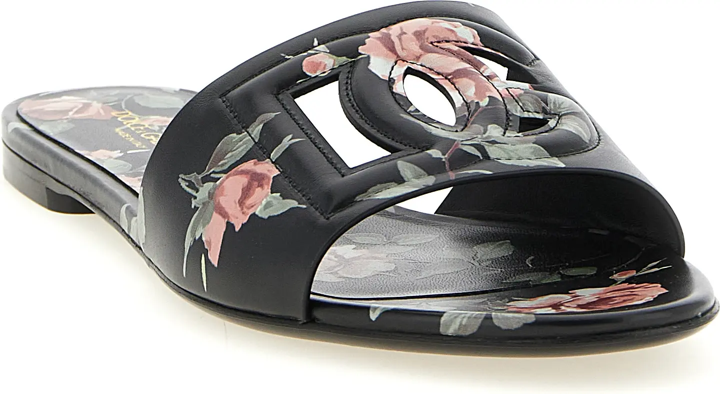 Dolce & Gabbana "Bianca" slaydlar