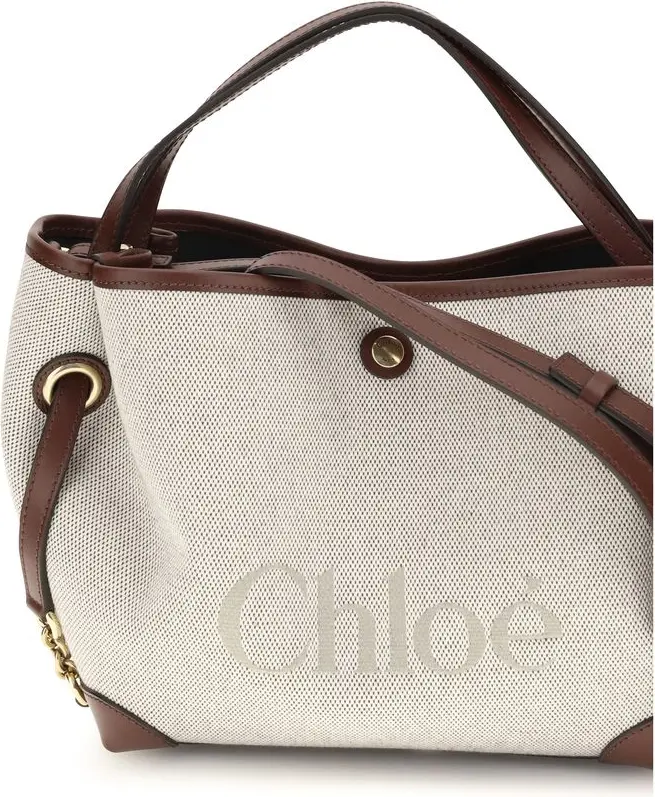 Chloe sumkasi