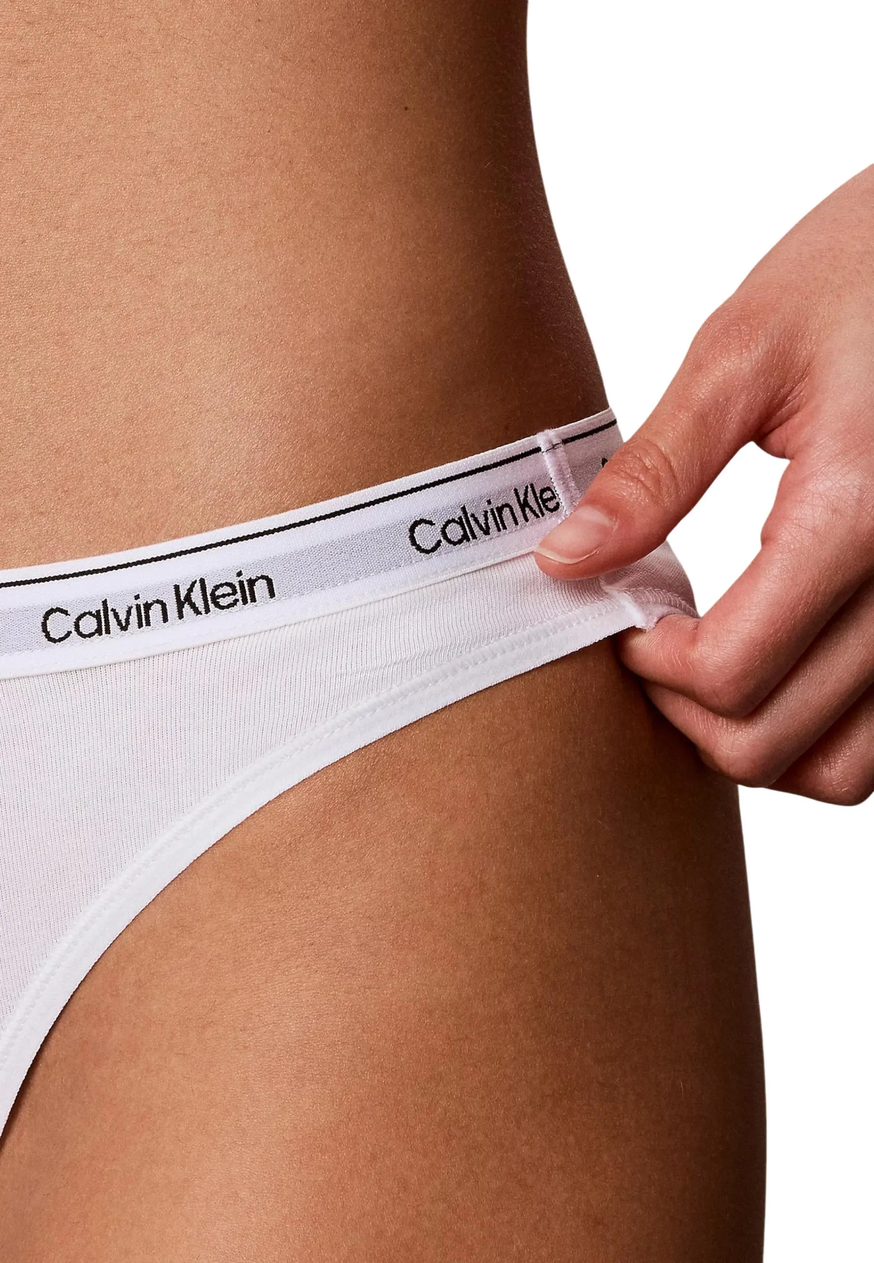 Женское белье Calvin Klein Underwear