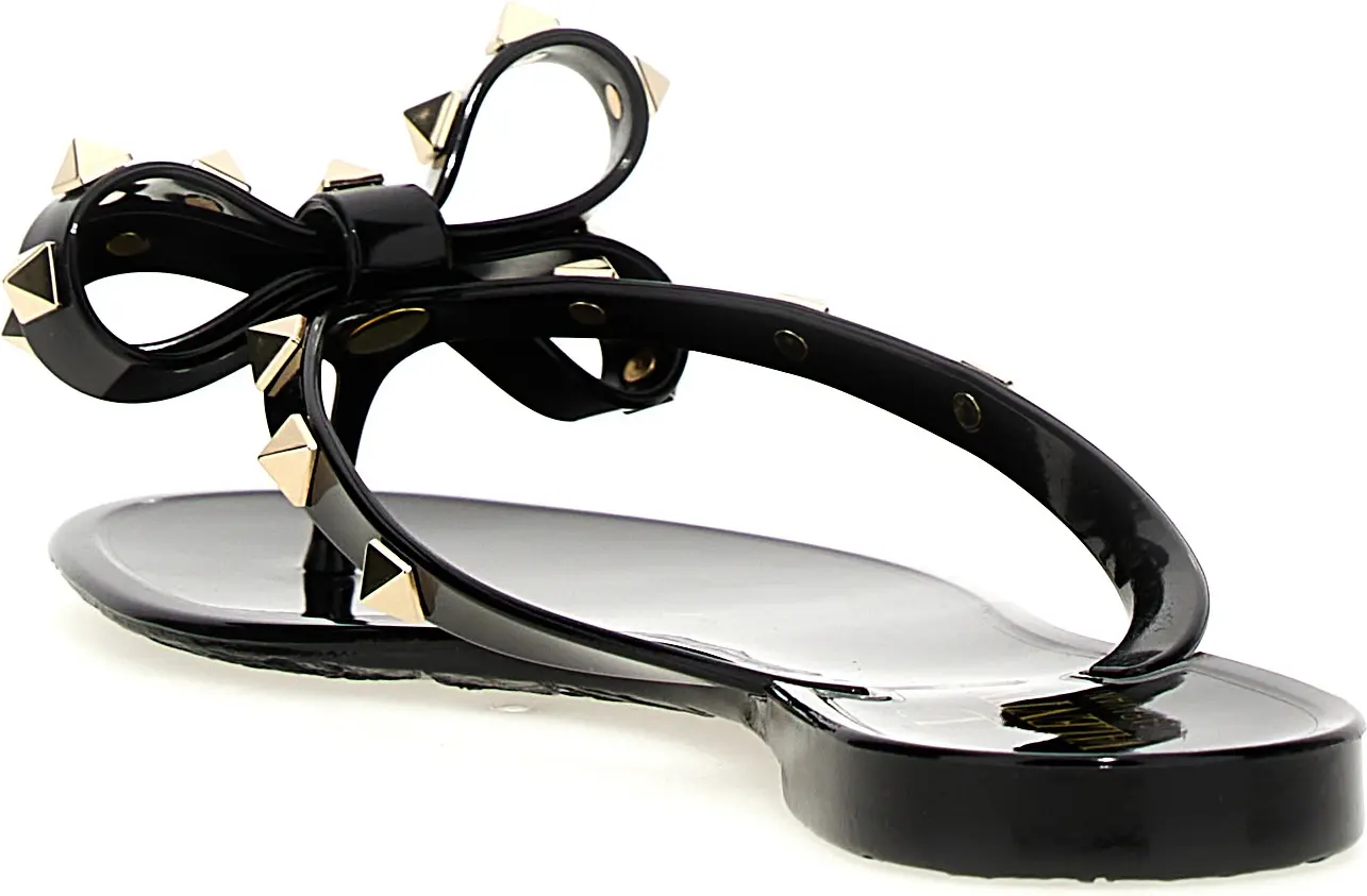 Valentino Garavani PM Thong Rockstud Sandal