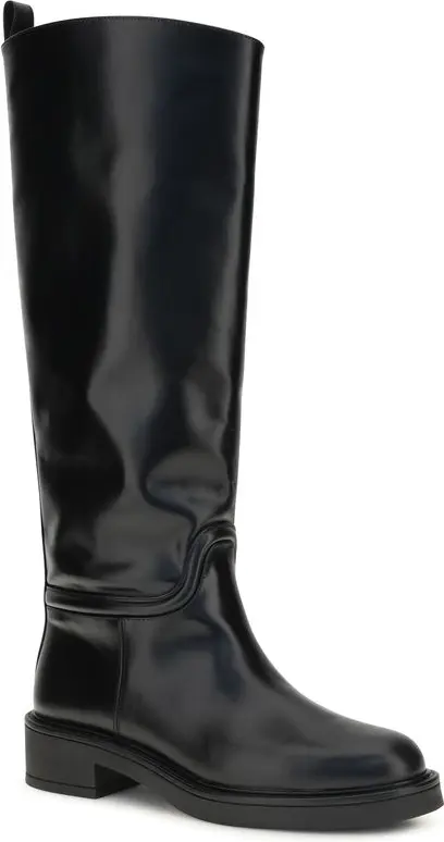 Flat Boots Stuart Weitzman Celia