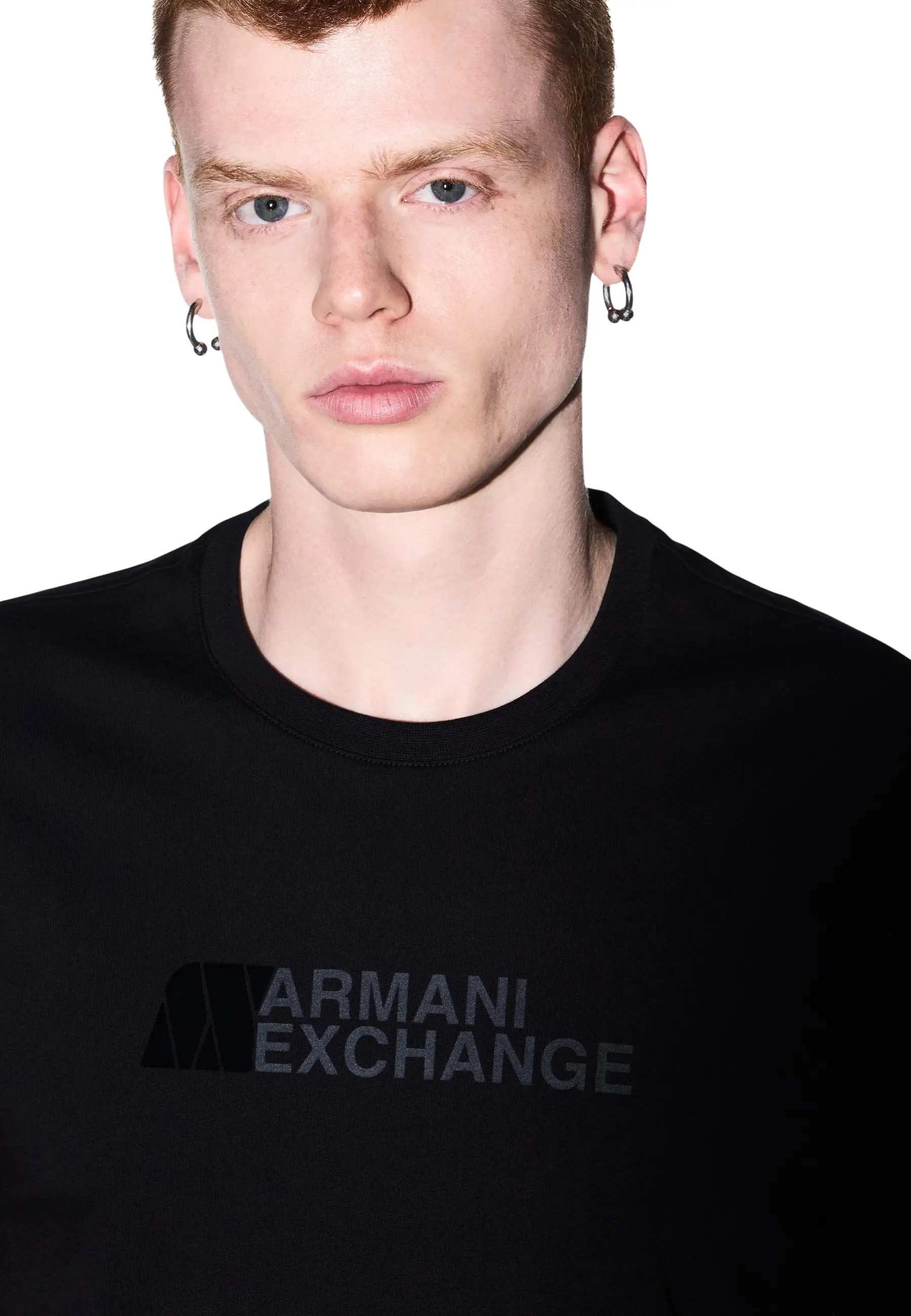 Футболка Armani Exchange