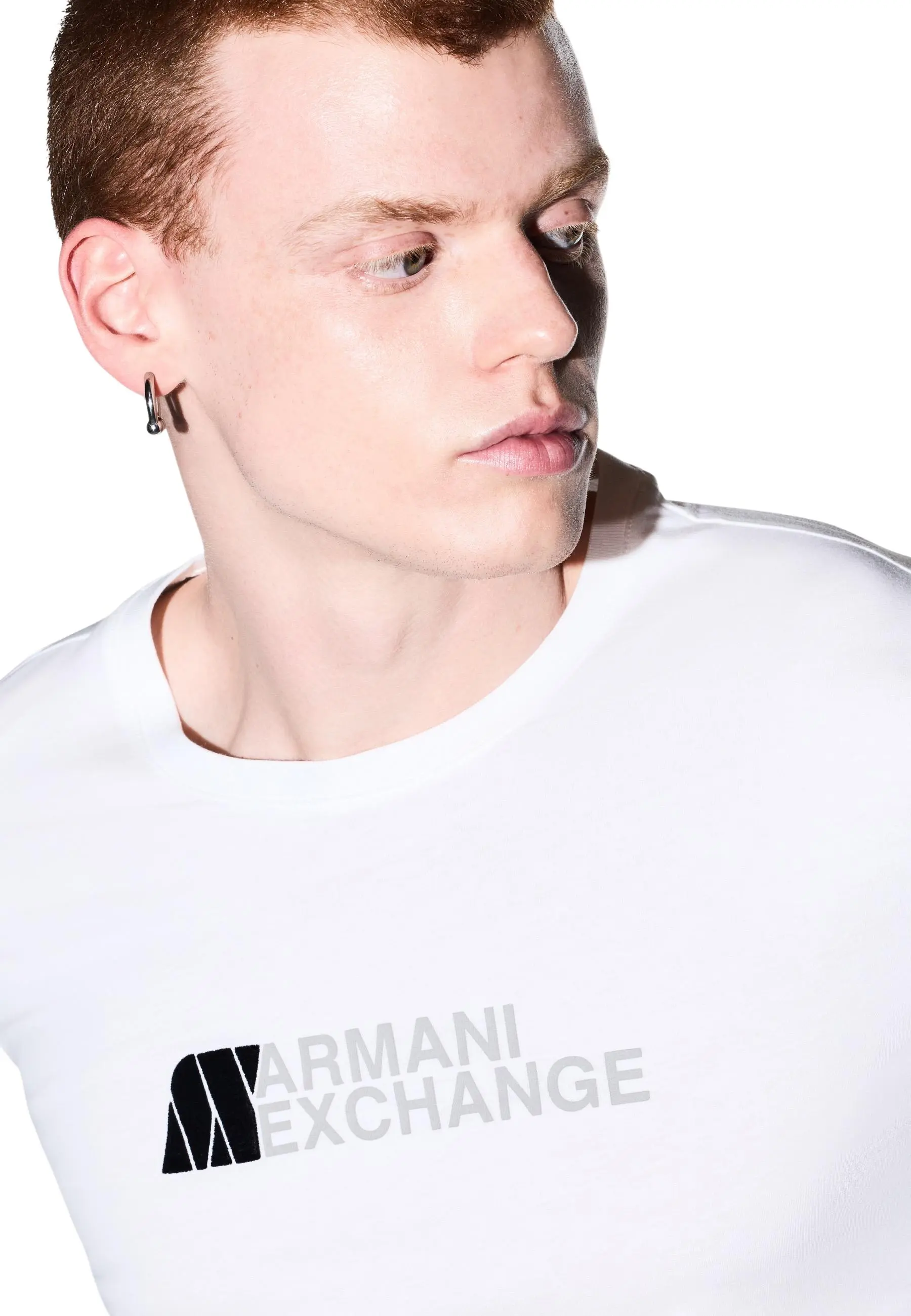Футболка Armani Exchange