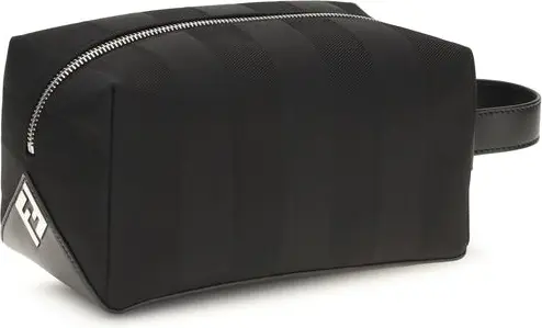Fendi hamyoni