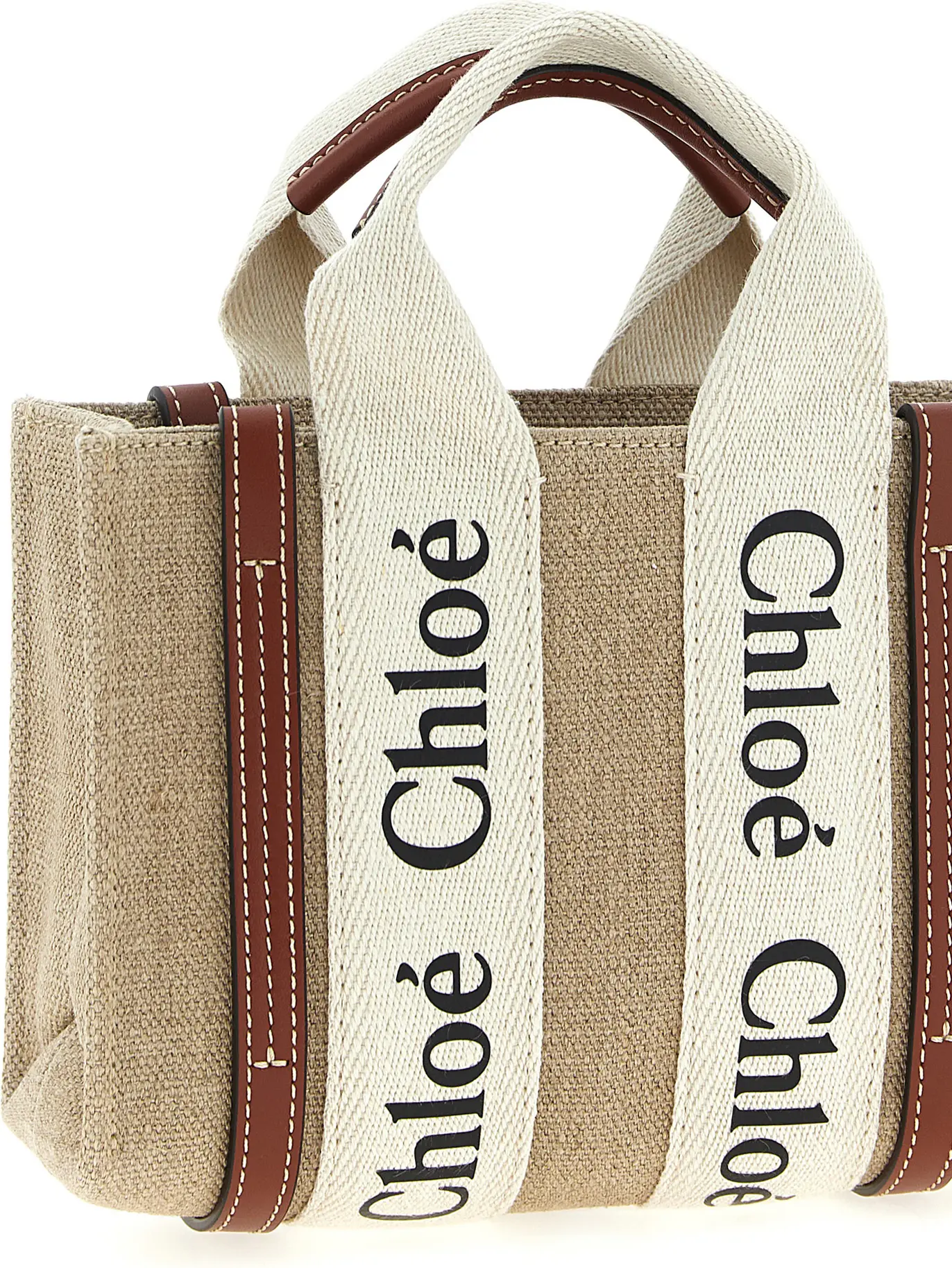 Chloe Woody sumkasi