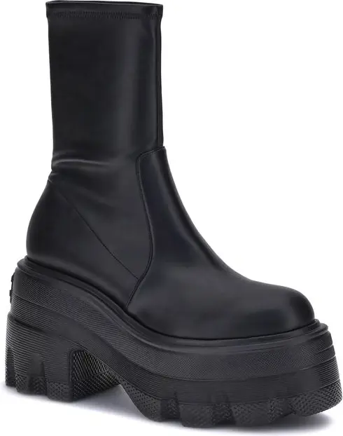 Casadei MAXXXI etiklari