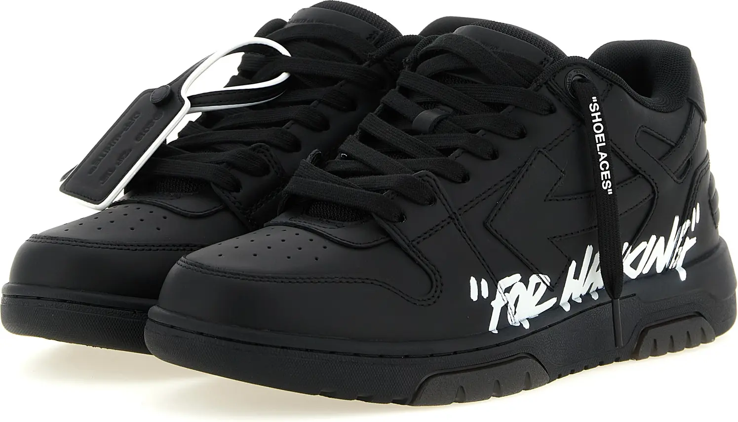 Off-White krossovkalari