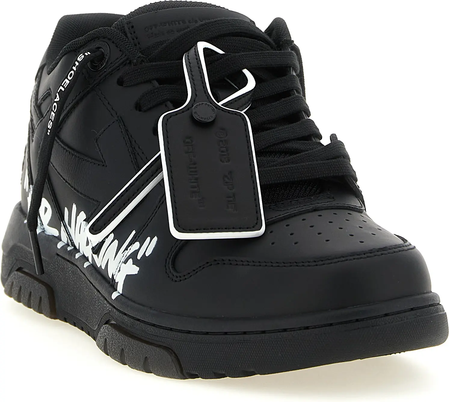 Off-White krossovkalari