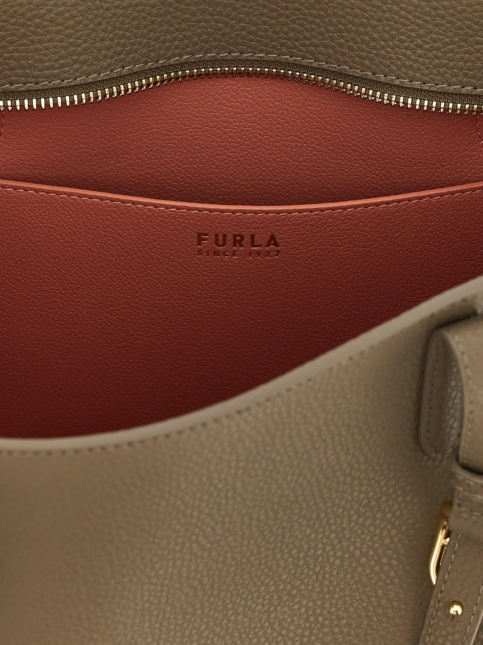 Сумка-тоут Furla Ava