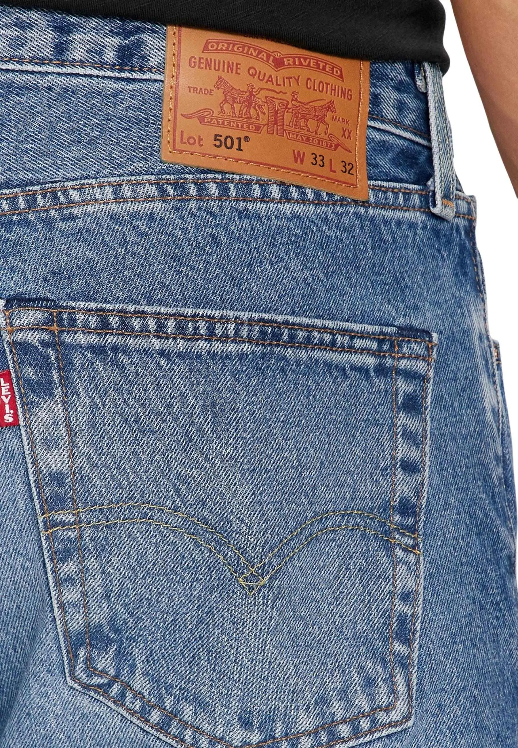 Джинсы Levi's