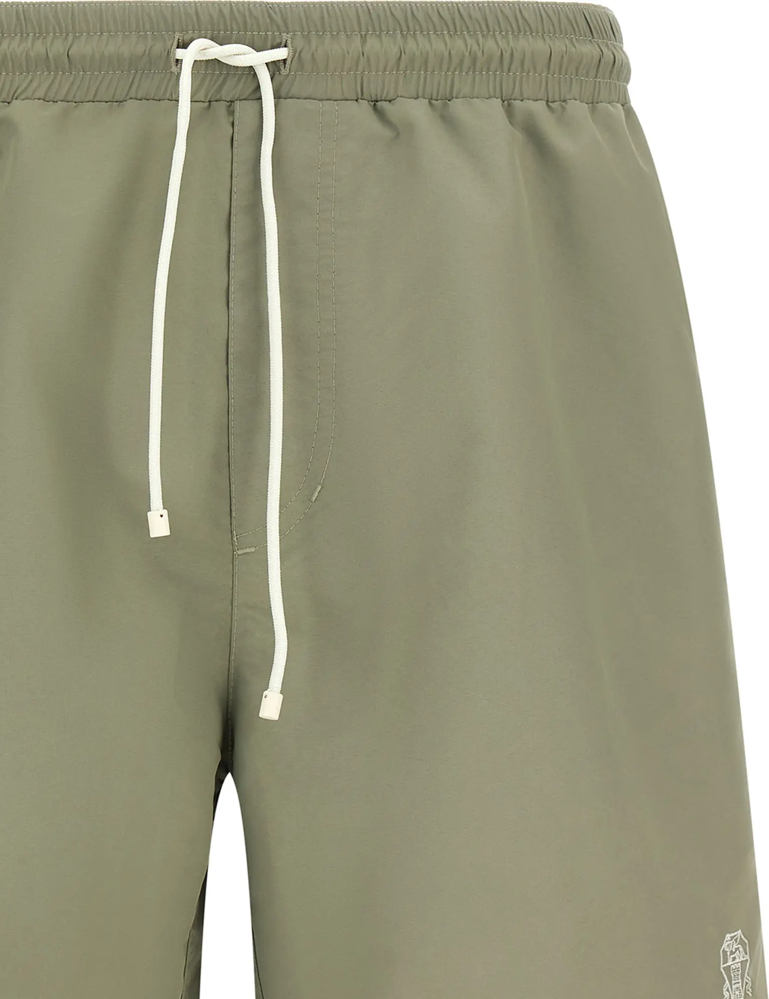 Brunello Cucinelli cho‘milish shortisi