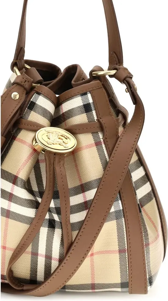 Burberry chelaksimon sumkasi