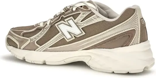 New Balance sport krossovkalari