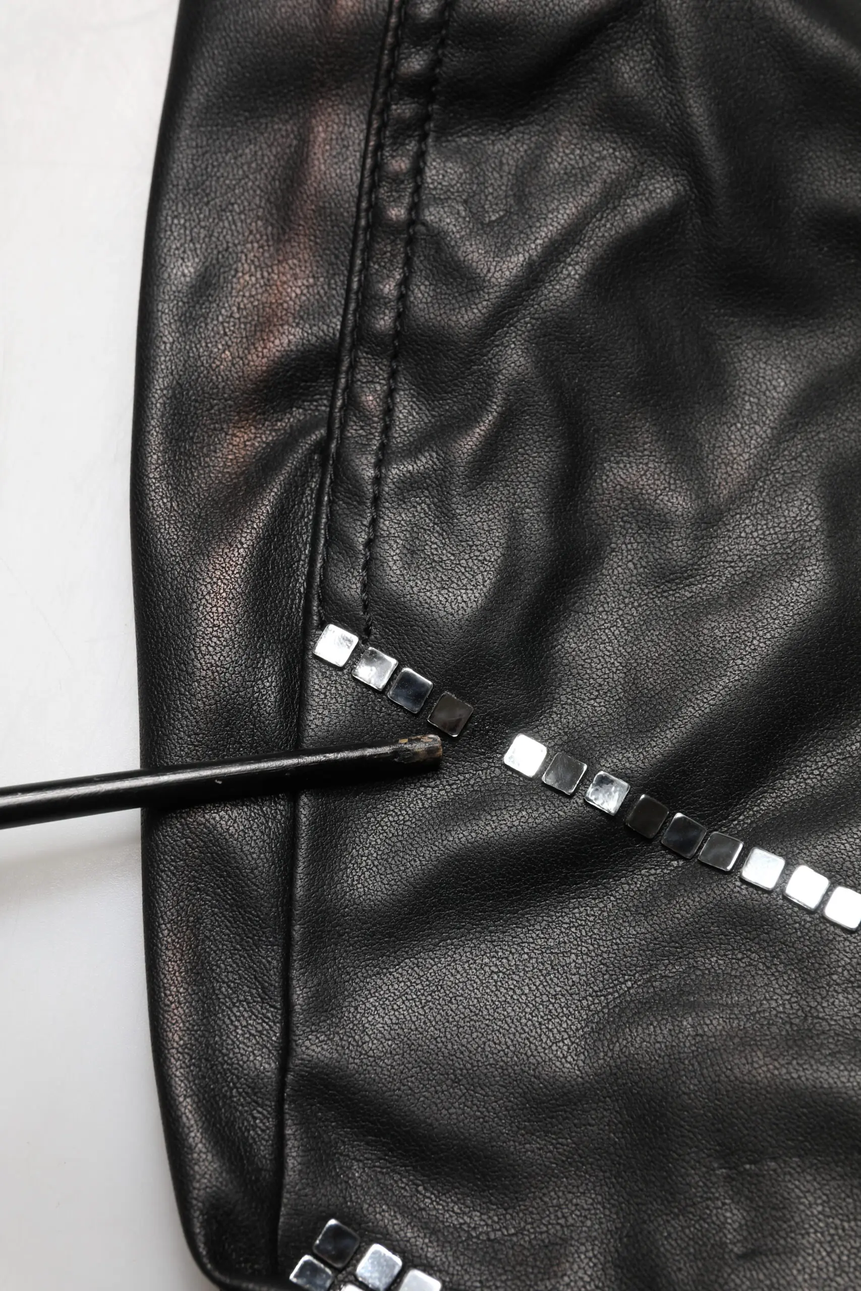 Tapered Pants Philosophy di Lorenzo Serafini