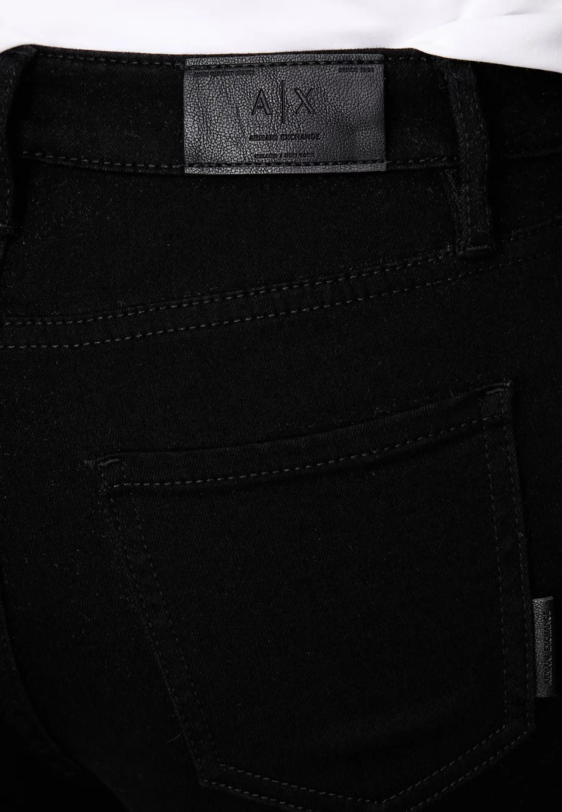 Джинсы Armani Exchange
