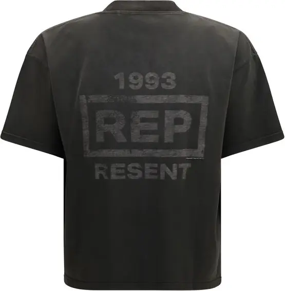 Футболка Represent