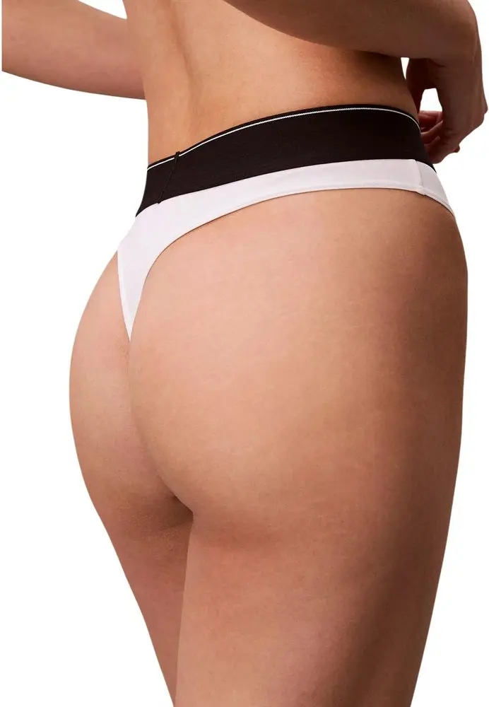 Calvin Klein Underwear xotin-qizlar trusiklari