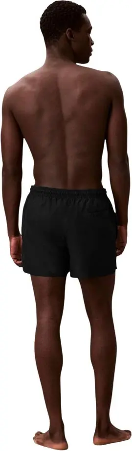 Calvin Klein Jeans suzish uchun shortilar