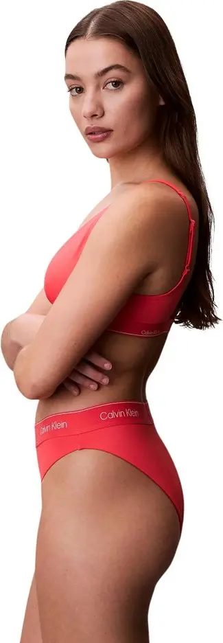 Плавки-бразильяно Calvin Klein Jeans