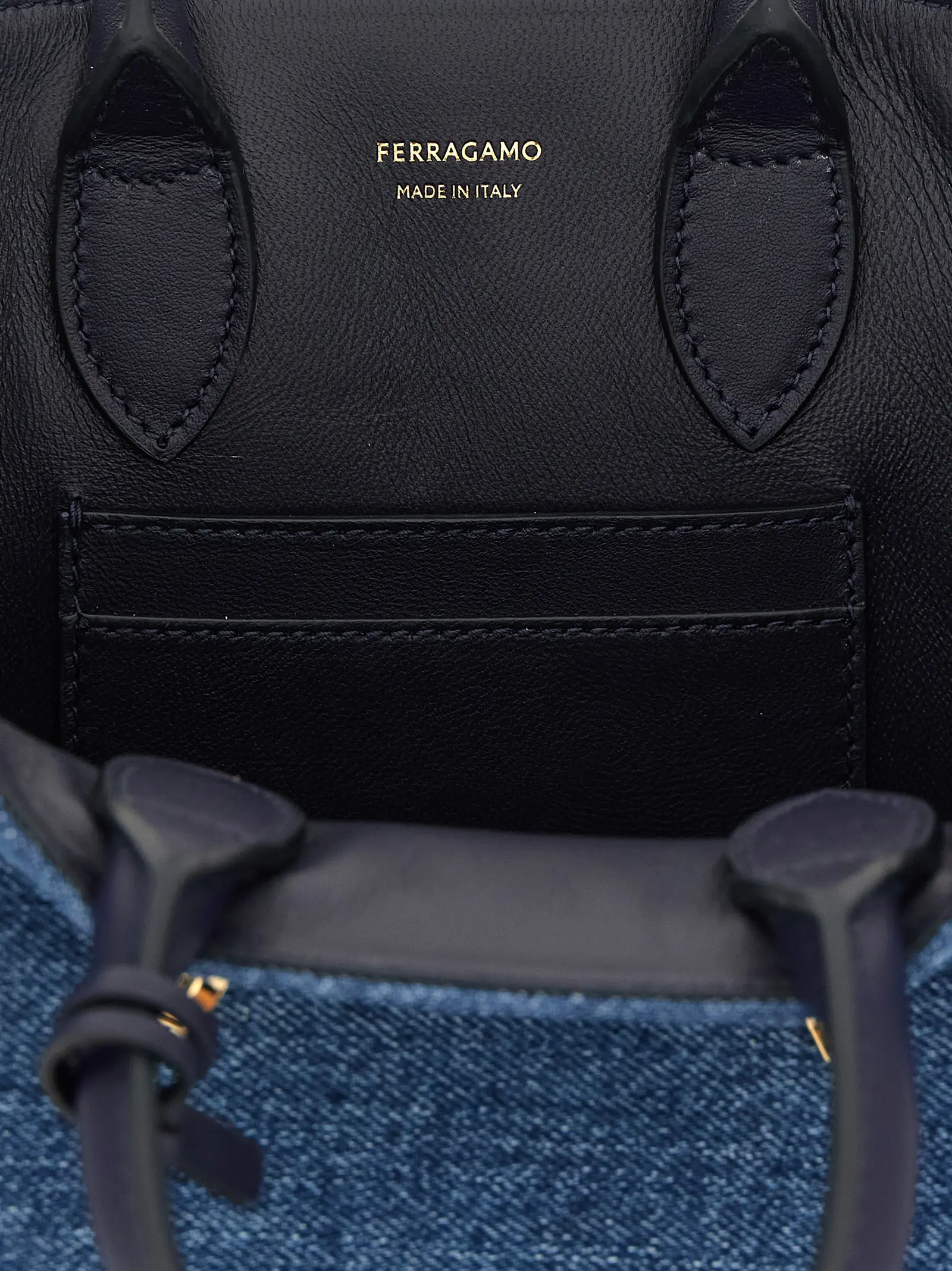 Handbag Ferragamo Hug (XS)