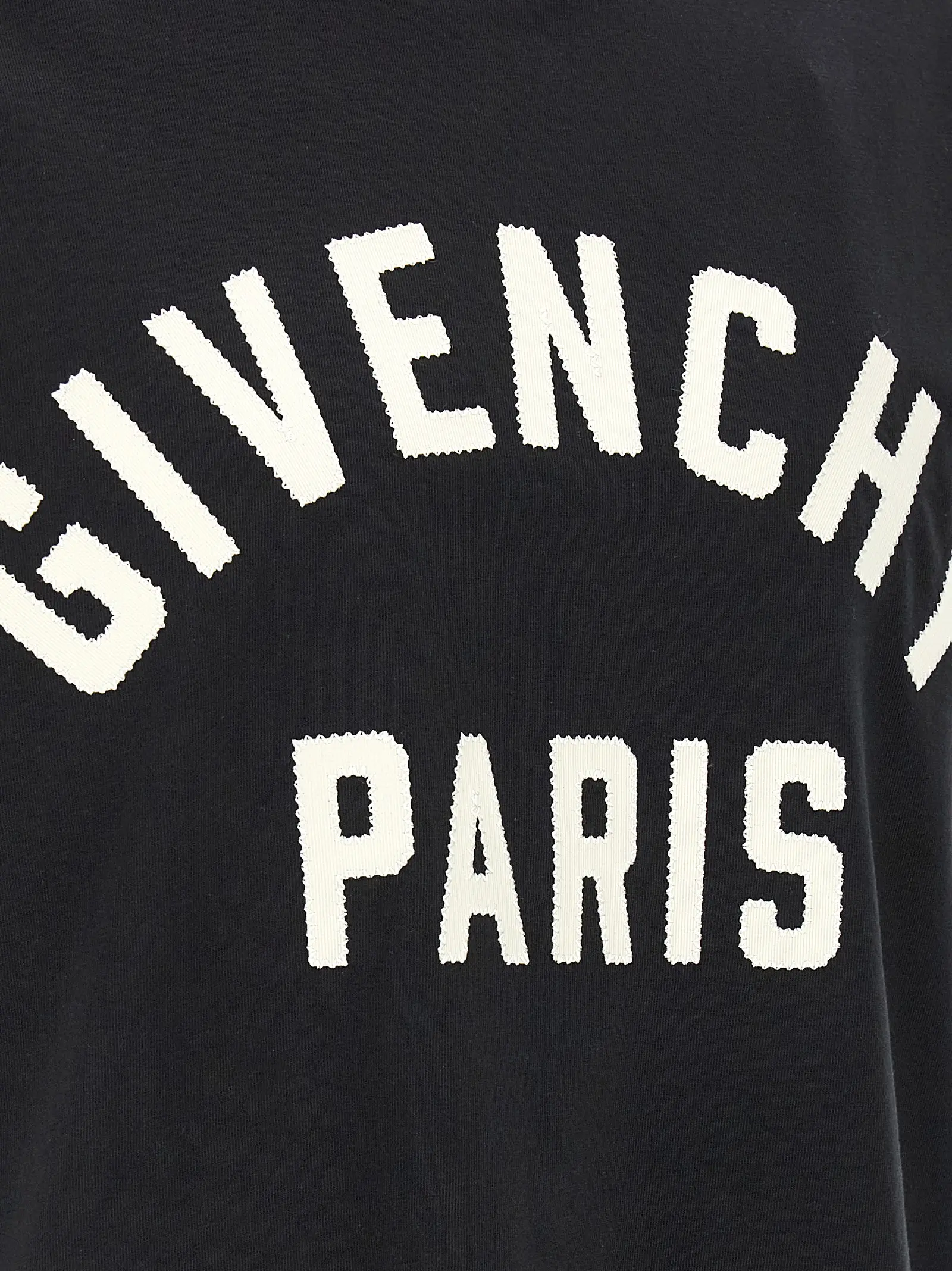Givenchy futbolkasi