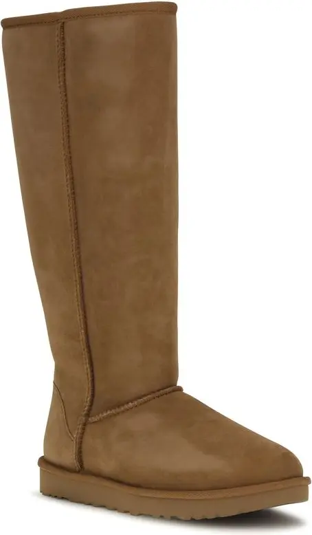 UGG Classic yassi botinkalari