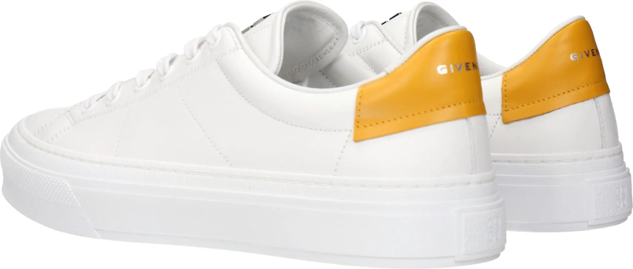Givenchy krossovkalari
